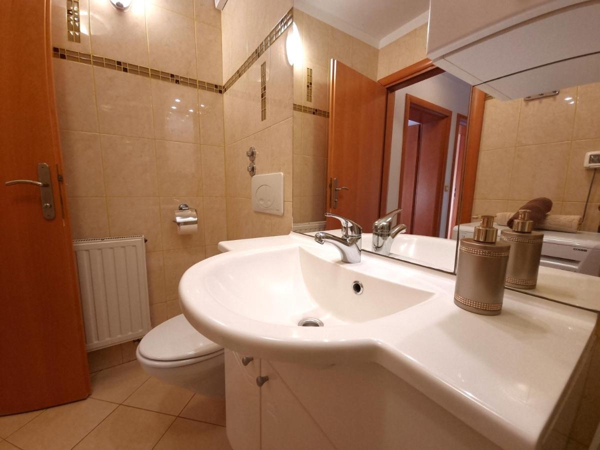 Apartments Kay Башка Екстер'єр фото